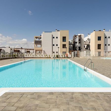Homeforguest Apartamento En Residencia De Lujo Con Terraza Y Piscina La Guirra エクステリア 写真