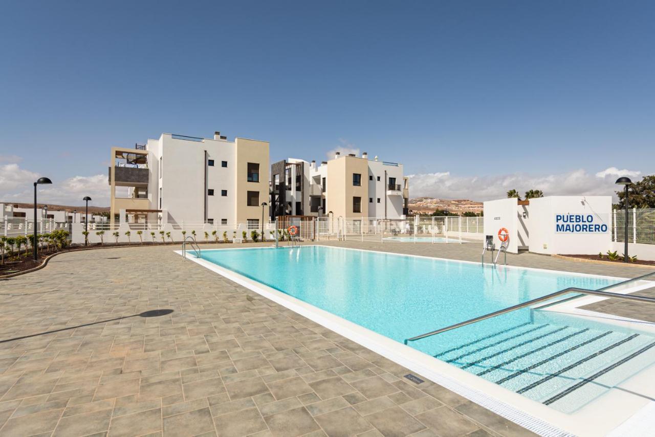 Homeforguest Apartamento En Residencia De Lujo Con Terraza Y Piscina La Guirra エクステリア 写真