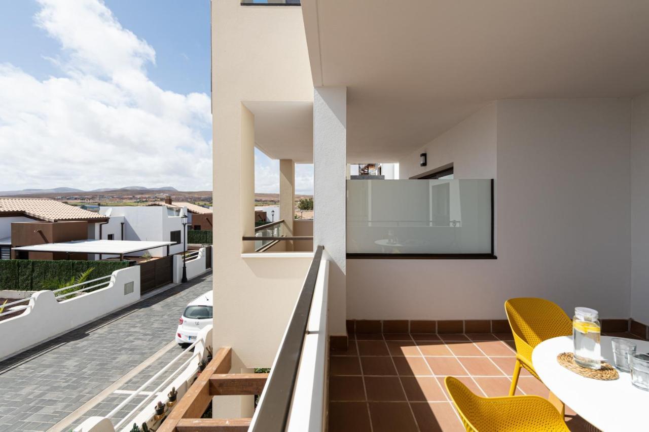 Homeforguest Apartamento En Residencia De Lujo Con Terraza Y Piscina La Guirra エクステリア 写真