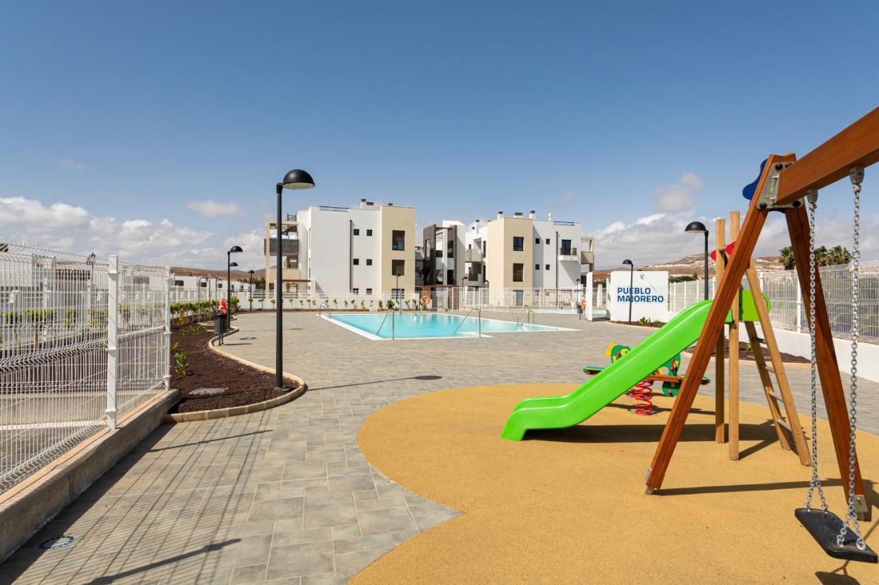 Homeforguest Apartamento En Residencia De Lujo Con Terraza Y Piscina La Guirra エクステリア 写真